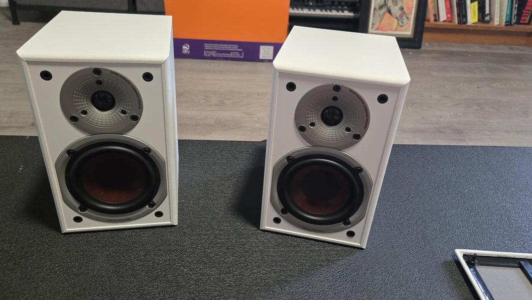 Dali Spektor 1 (Bookshelf Speakers)